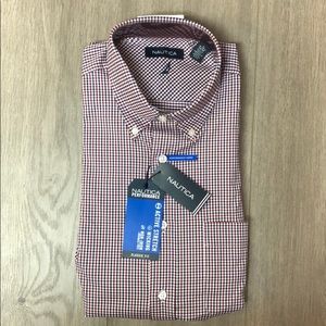 NWT Nautica Active Stretch Non Iron Btn Down Shirt